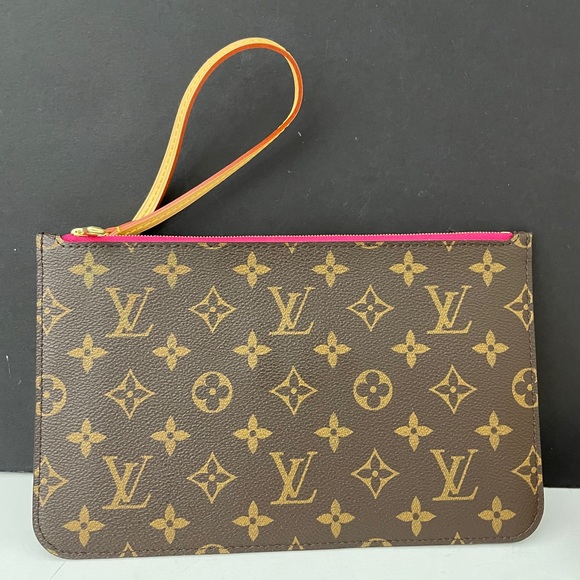 New authentic neverfull GM pink wallet - Picture 8 of 10